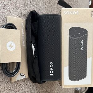 Sonos Roam Wireless Speaker - Black